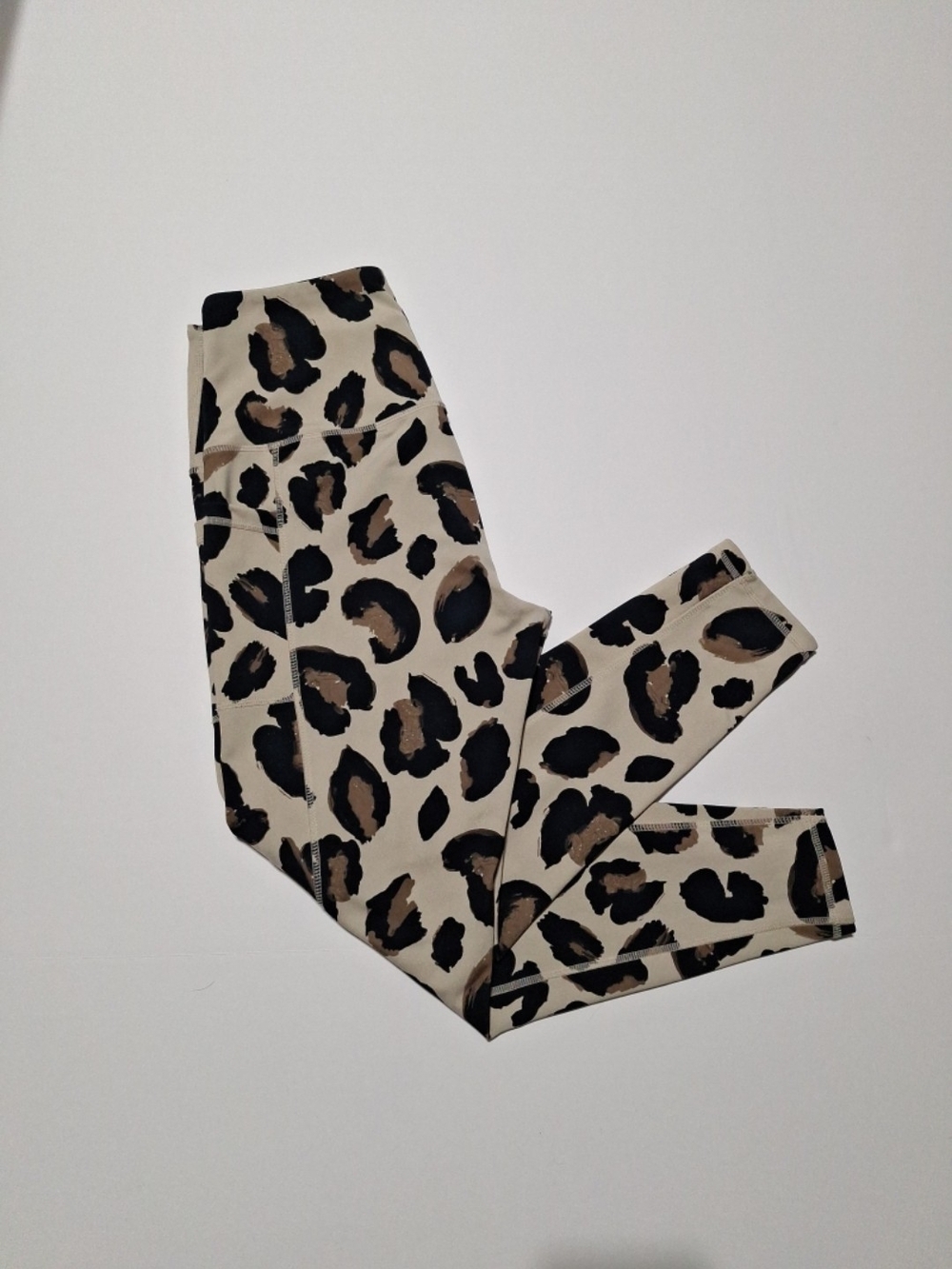 Leopard Print Ankle Leggings - Beige/Black